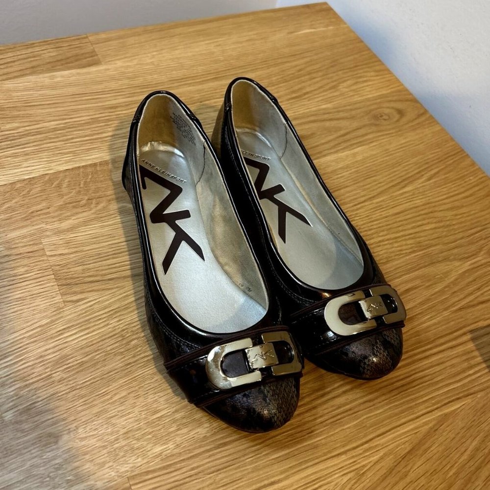 Anne Klein Sport Buckle Ballet Women's Size 5M